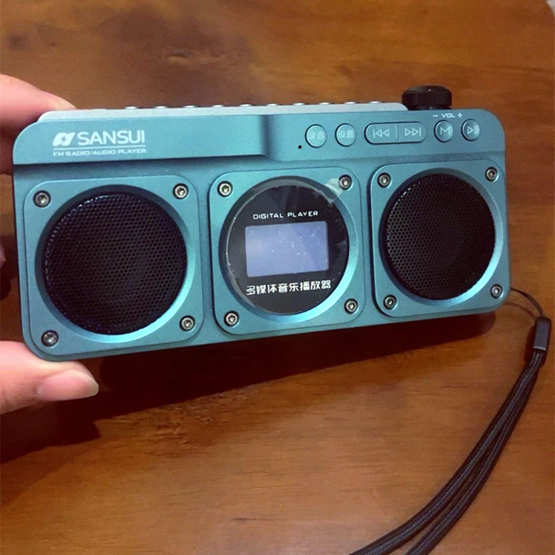 ポータブル F28 FM ラジオ Hi-Fi 音質 LED  - Apple Music Audio Quality のレビューと価格